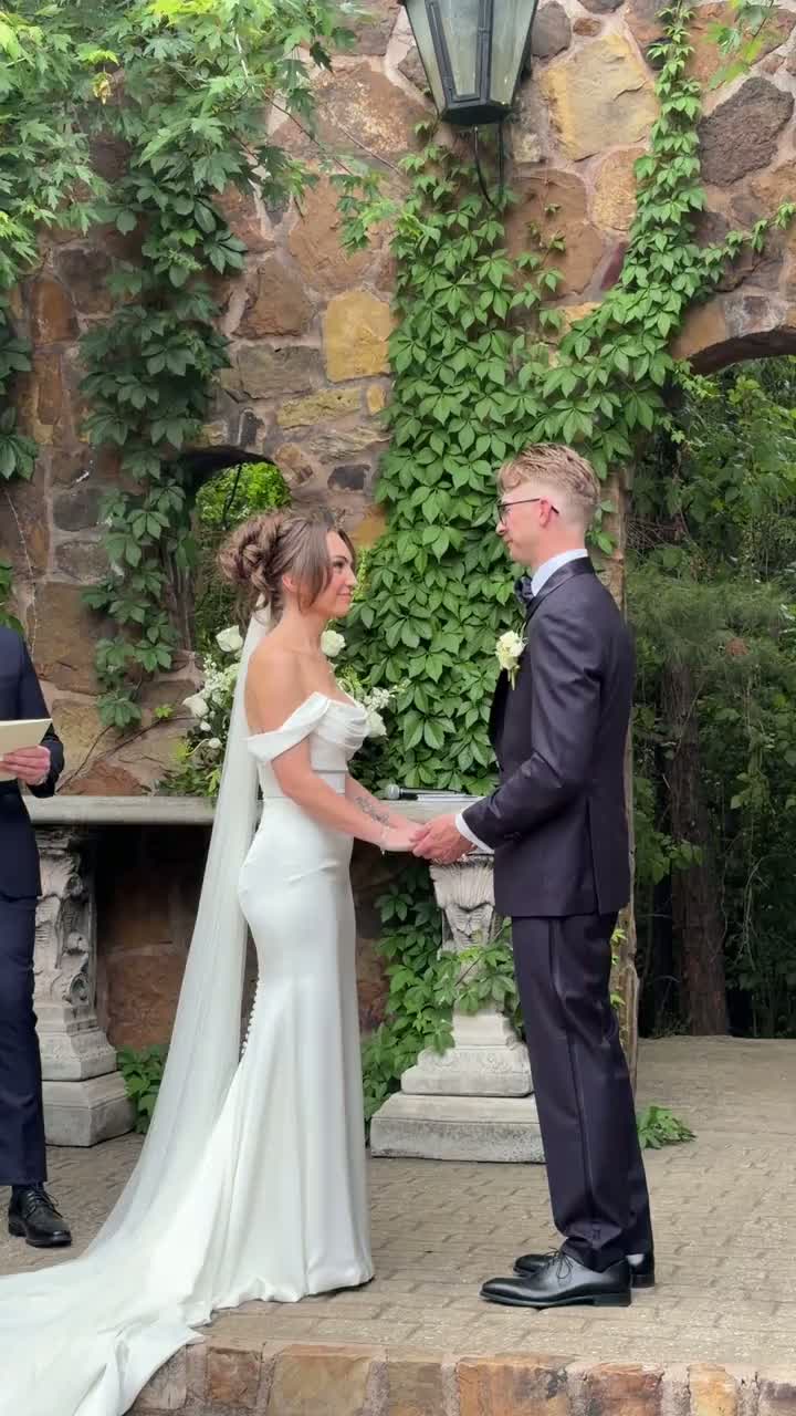 Ceremony clip